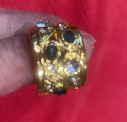 Gold Ring, with saphire and white crystals, size 6